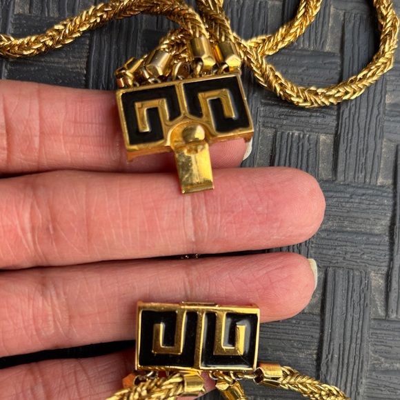 Givenchy Vintage Long Elegant Gold and Black Necklace Belt - Picture 12 of 16
